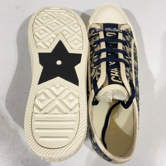 DIOR Oblique Walk N’ Dior Sneakers - Picture 7 of 8